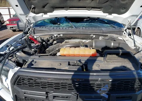 2017 Ford F-150 Raptor z USA, uszkodzony, nr VIN 1FTFW1RG0HFA66524